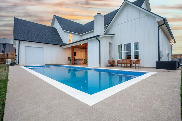 27540 Fm 365 Road, Beaumont, TX 77705