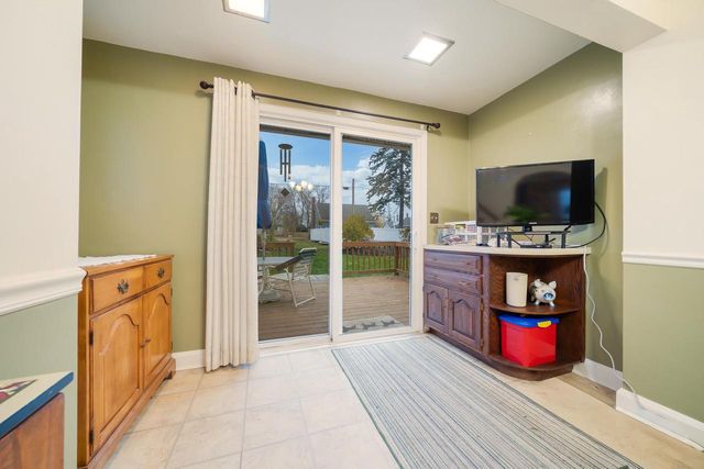 1717 N HARRIMAN STREET, Appleton, WI 54911