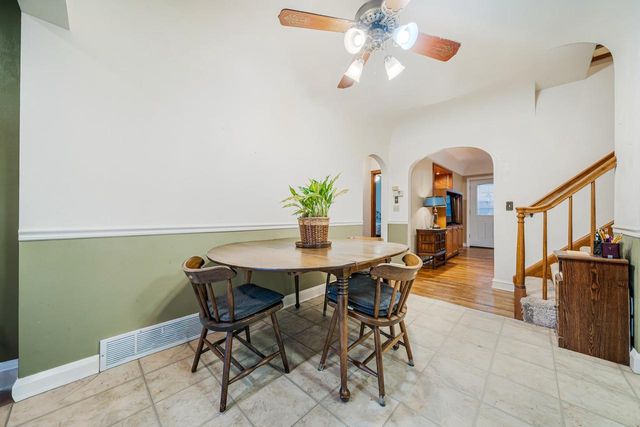 1717 N HARRIMAN STREET, Appleton, WI 54911