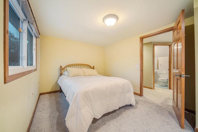 1717 N HARRIMAN STREET, Appleton, WI 54911