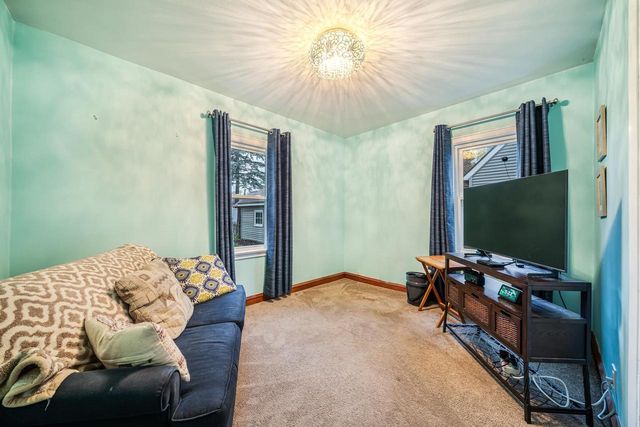 1717 N HARRIMAN STREET, Appleton, WI 54911