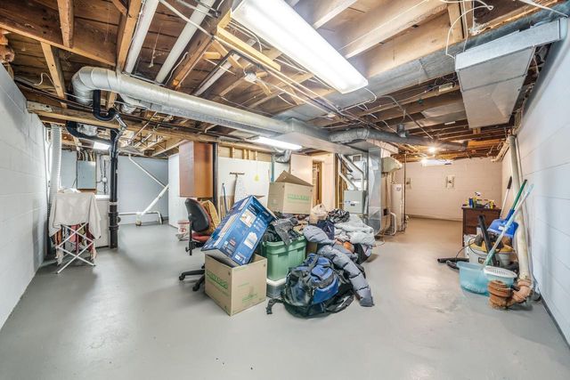 1717 N HARRIMAN STREET, Appleton, WI 54911