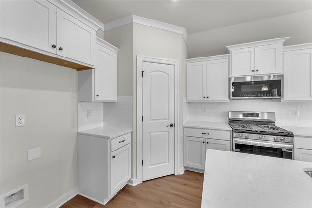 2179 S Magnificent Loop, Fayetteville, AR 72701