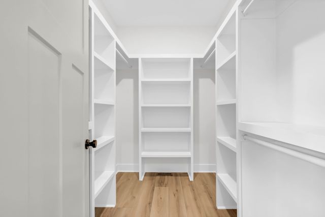 5570 Chambers Rd, Cumberland Furnace, TN 37051