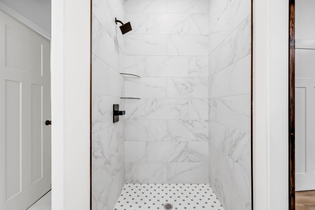 5570 Chambers Rd, Cumberland Furnace, TN 37051