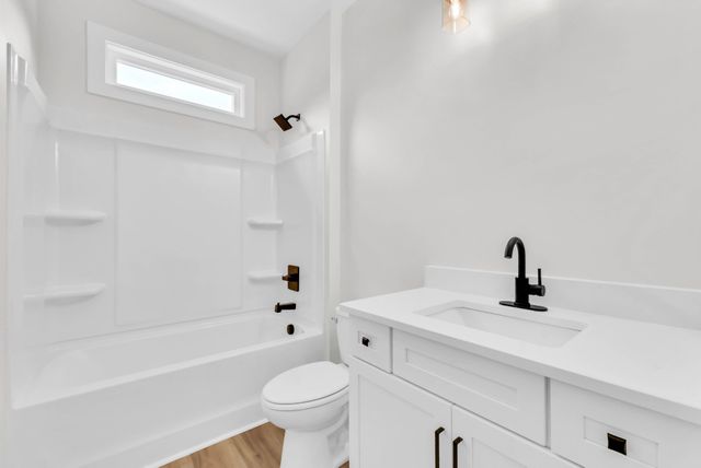 5570 Chambers Rd, Cumberland Furnace, TN 37051