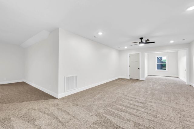 5570 Chambers Rd, Cumberland Furnace, TN 37051