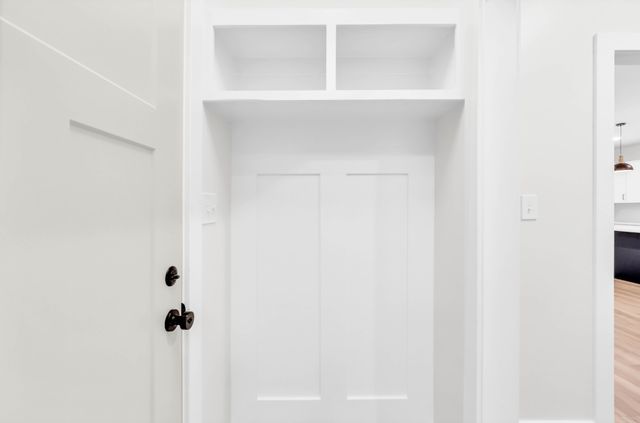 5570 Chambers Rd, Cumberland Furnace, TN 37051