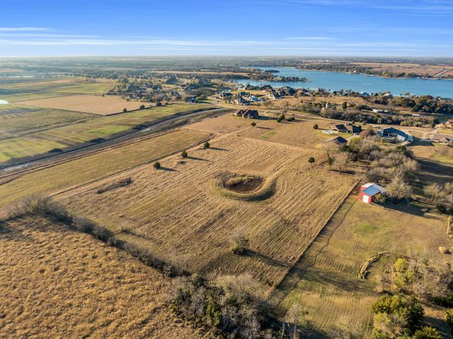 217 Hunter Pass, Waxahachie, TX 75165