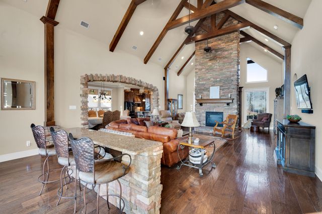 217 Hunter Pass, Waxahachie, TX 75165