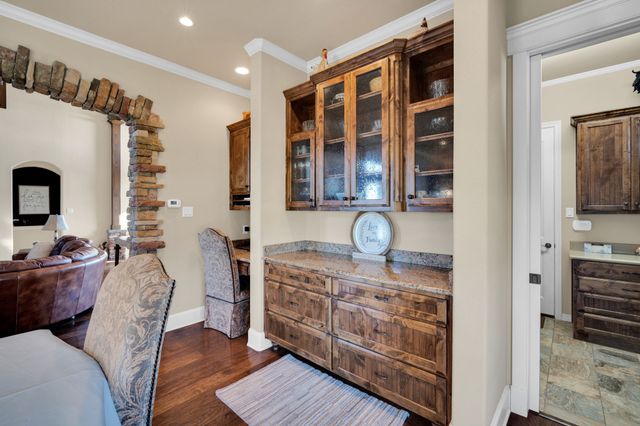 217 Hunter Pass, Waxahachie, TX 75165