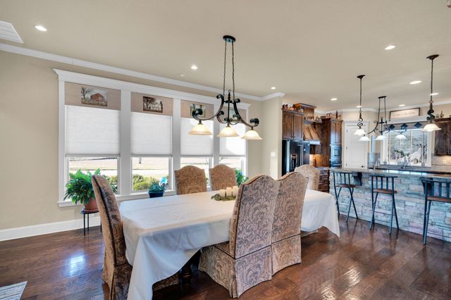 217 Hunter Pass, Waxahachie, TX 75165