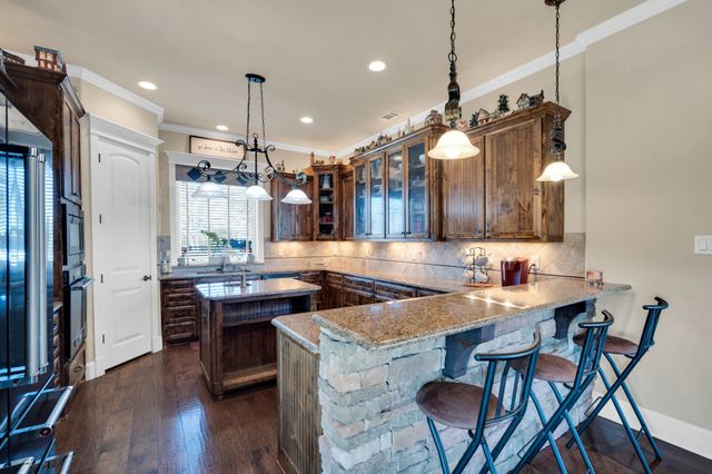 217 Hunter Pass, Waxahachie, TX 75165