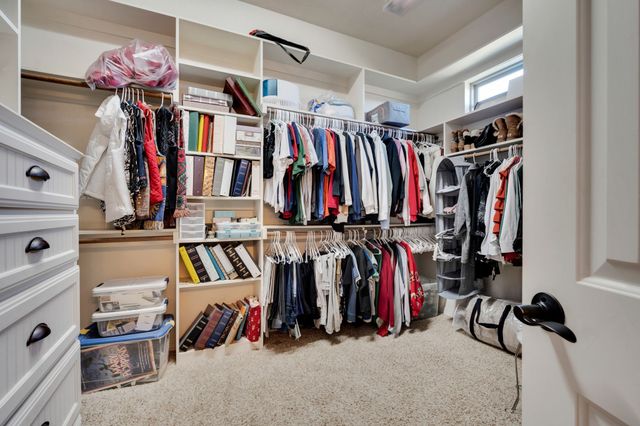 217 Hunter Pass, Waxahachie, TX 75165