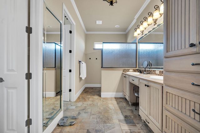 217 Hunter Pass, Waxahachie, TX 75165