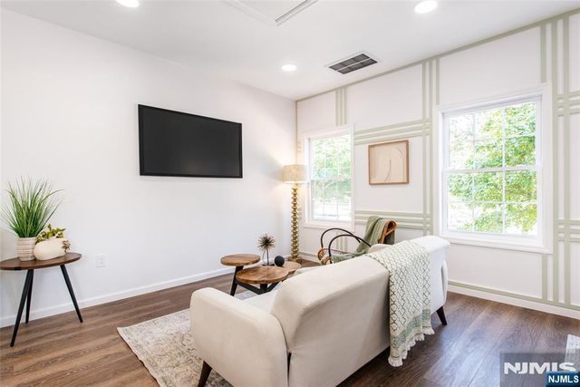 1150 Grove Street 2nd Floor, Irvington, NJ 07111