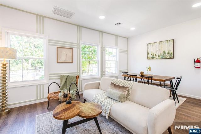 1150 Grove Street 2nd Floor, Irvington, NJ 07111