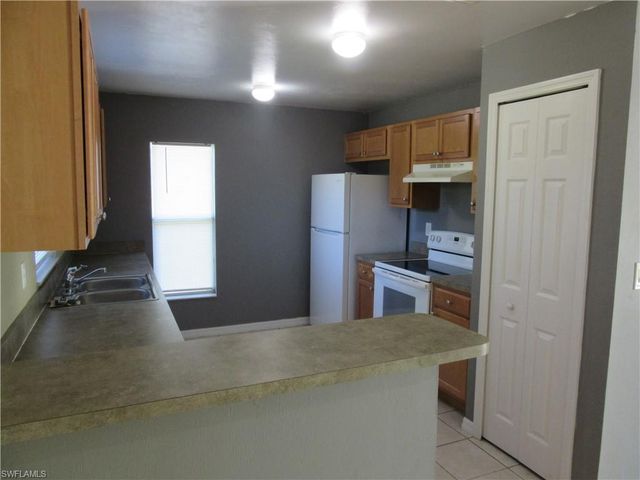 922 Eisenhower BLVD, Lehigh Acres, FL 33974