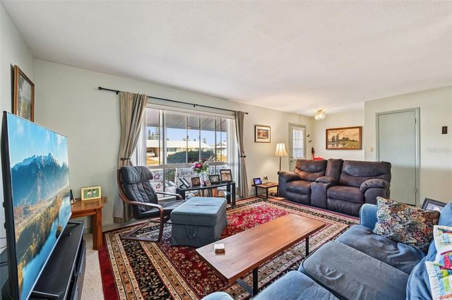 722 TAM O SHANTER AVENUE, Sun City Center, FL 33573