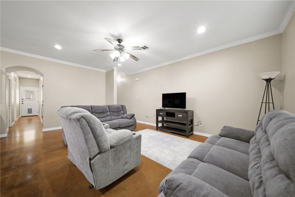427 Momma Bear Drive, College Station, TX 77845 — photo 3