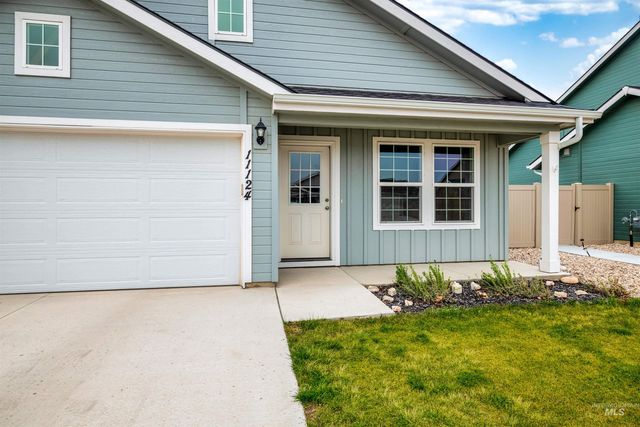 11124 Maroon Bells Dr, Caldwell, ID 83605