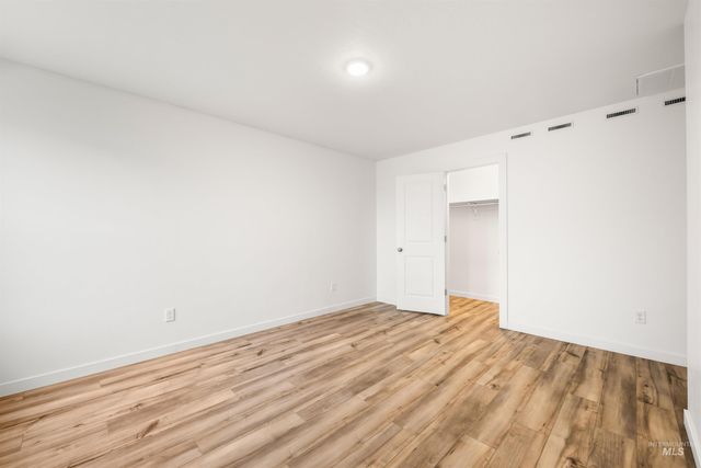 11124 Maroon Bells Dr, Caldwell, ID 83605