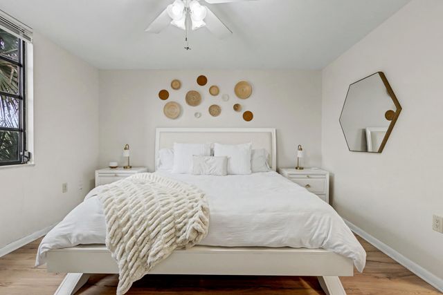 1518 Whitehall Drive 204, Davie, FL 33324