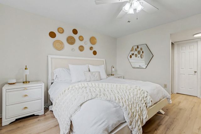 1518 Whitehall Drive 204, Davie, FL 33324