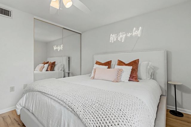 1518 Whitehall Drive 204, Davie, FL 33324