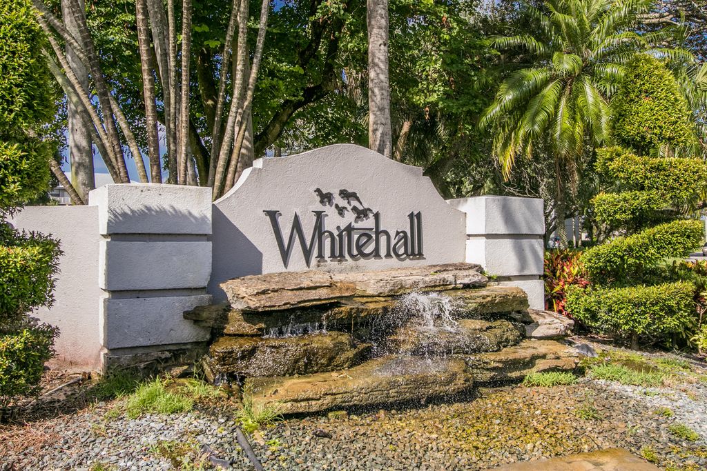 1518 Whitehall Drive 204, Davie, FL 33324