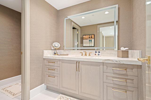 2720 Donald Ross Road 505, Palm Beach Gardens, FL 33410