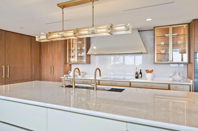 2720 Donald Ross Road 505, Palm Beach Gardens, FL 33410