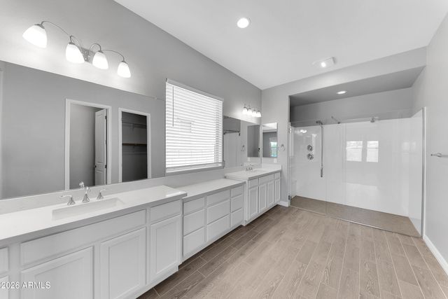 10716 E THATCHER Avenue, Mesa, AZ 85212