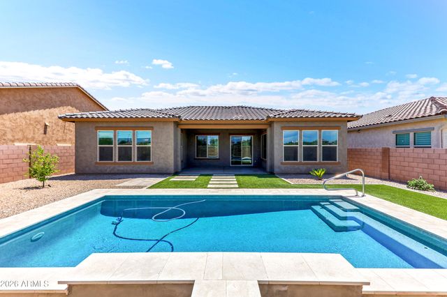 10716 E THATCHER Avenue, Mesa, AZ 85212