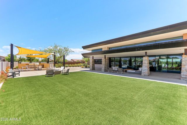 10716 E THATCHER Avenue, Mesa, AZ 85212