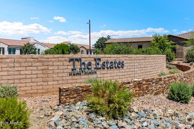 10716 E THATCHER Avenue, Mesa, AZ 85212