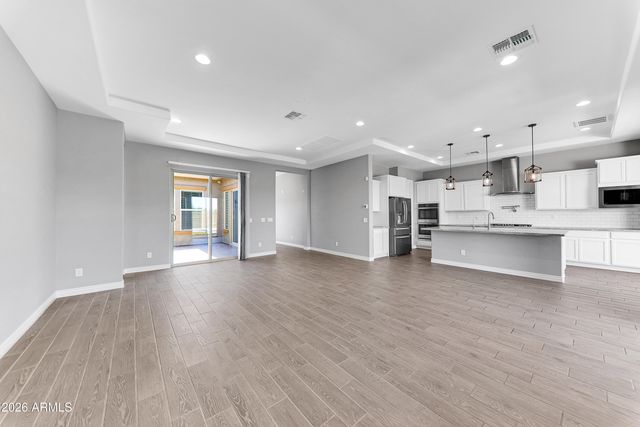 10716 E THATCHER Avenue, Mesa, AZ 85212