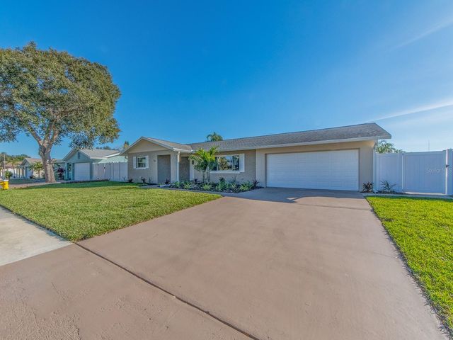 12446 88TH AVENUE, Seminole, FL 33772