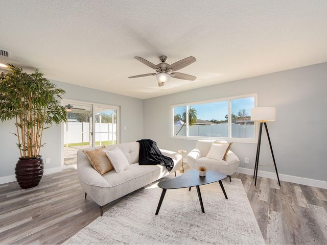 12446 88TH AVENUE, Seminole, FL 33772