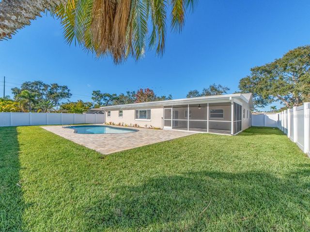 12446 88TH AVENUE, Seminole, FL 33772