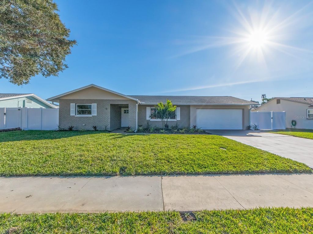 12446 88TH AVENUE, Seminole, FL 33772