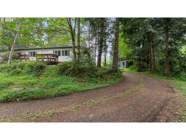 31484 Se WOODLAND Rd, Estacada, OR 97023