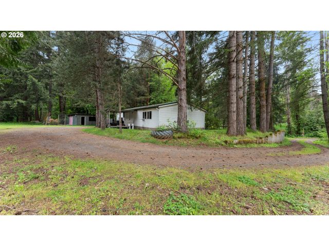 31484 Se WOODLAND Rd, Estacada, OR 97023