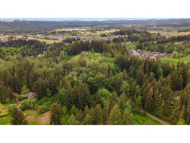 31484 Se WOODLAND Rd, Estacada, OR 97023