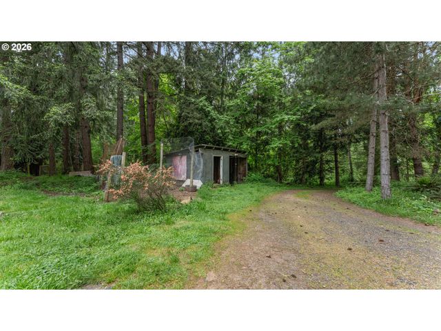 31484 Se WOODLAND Rd, Estacada, OR 97023