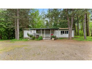 31484 Se WOODLAND Rd, Estacada, OR 97023
