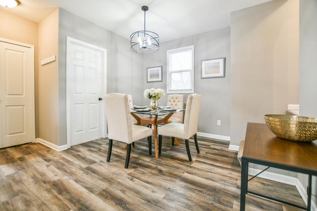 100 E 38th Street, Minneapolis, MN 55408