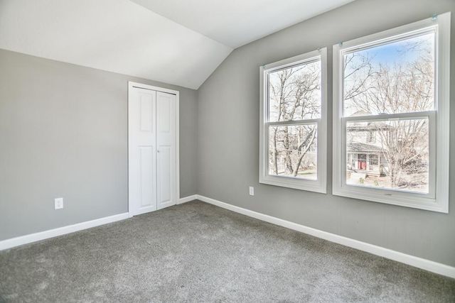 100 E 38th Street, Minneapolis, MN 55408