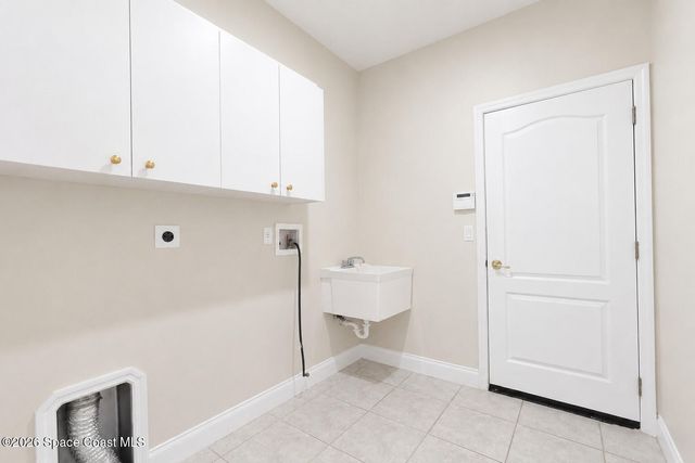 197 Brandy Creek Circle SE, Palm Bay, FL 32909