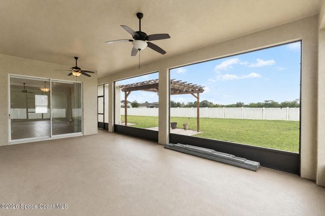 197 Brandy Creek Circle SE, Palm Bay, FL 32909